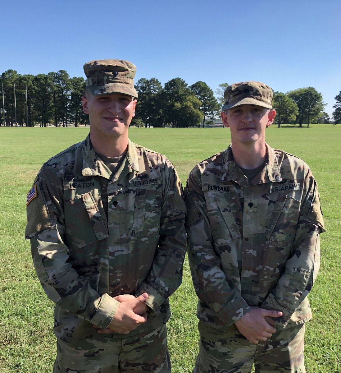 Phoenix80829516's tweet photo. “Leaders aren’t born, they are made. They are made just like anything else: through hard work.” - Vince Lombardi

Congratulations, SPC Heaton and SPC Rowland on graduating BLC! That’s a job well done. The real work begins today! @assurgam6 @RealRedKnight6 https://t.co/kJefRYJdMO