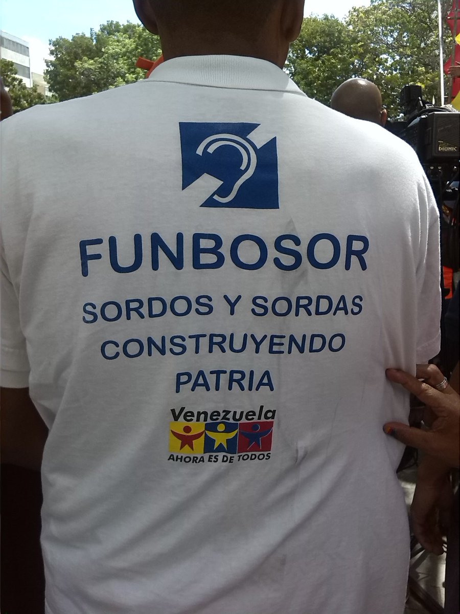 FACSTT's tweet photo. #VenezuelaTriunfaEnLaONU #DiaInternacionalDeLasPersonasSordas #FACSTT Presente en Apoyo a L@s Herman@s!!! @dariovivaspsuv @CONADISRD https://t.co/L9oXrmiG5k