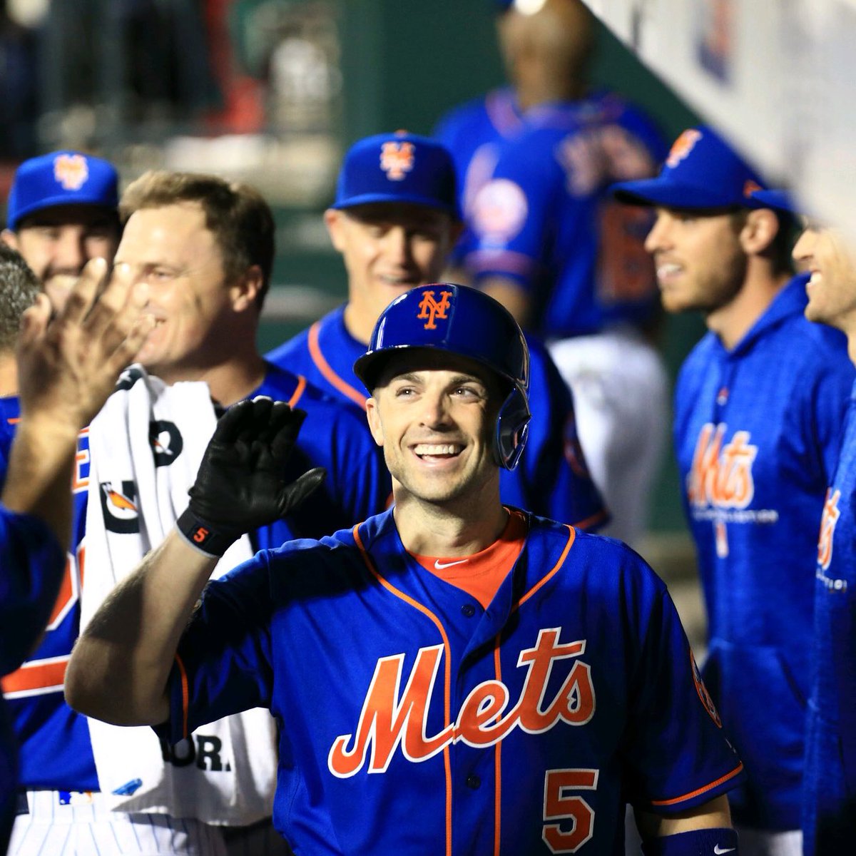 Mets's tweet photo. 👀👀👀 #OurCaptain https://t.co/qTaizYktxJ
