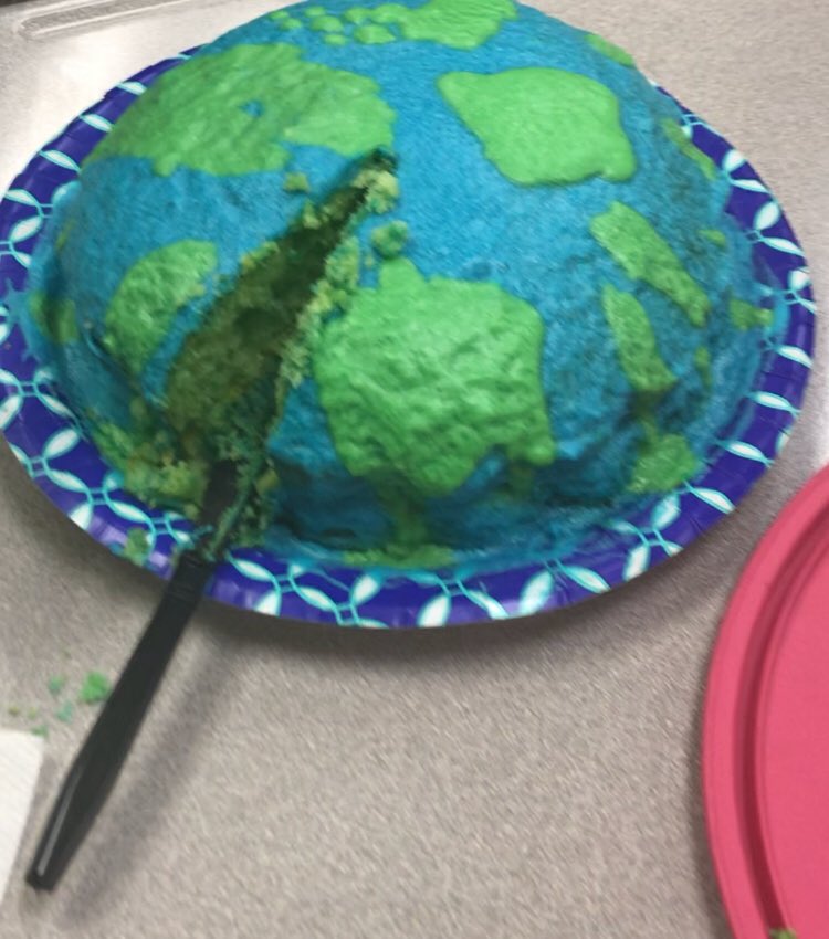 #mcslearn #dmslearn The Crew Cadet Charlie said the Earth’s Layers are the most delicious Standard Ever Taught by their Peer. Lol.