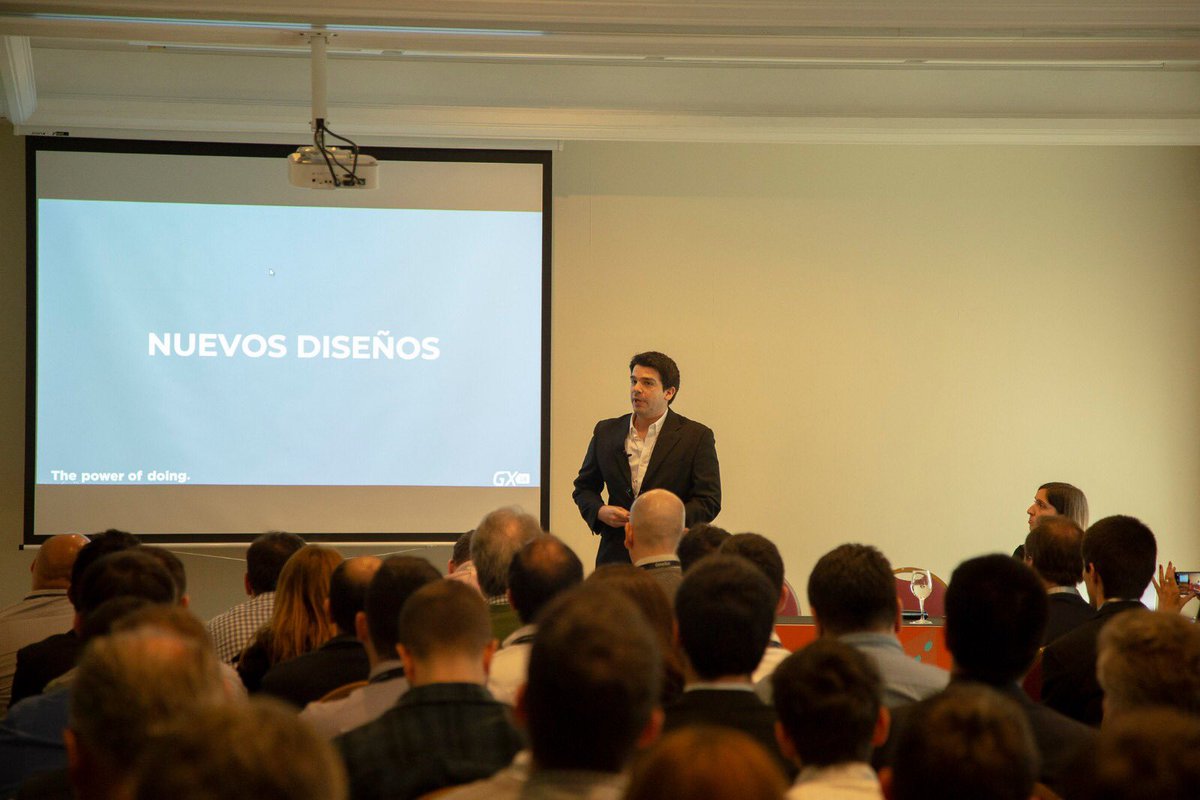 anapoleone's tweet photo. Presentamos las novedades de @workwithplus @SmartDevicePlus y #Auditplus (ya nos quedó chica la sala ... a ver si el año que viene nos dan Ballroom😜💪) https://t.co/QXHyf58Y9K