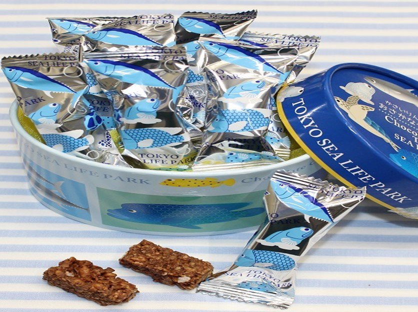 食欲の秋。 おさかなチョコクランチ 596円 ミニみるくパイ 793円