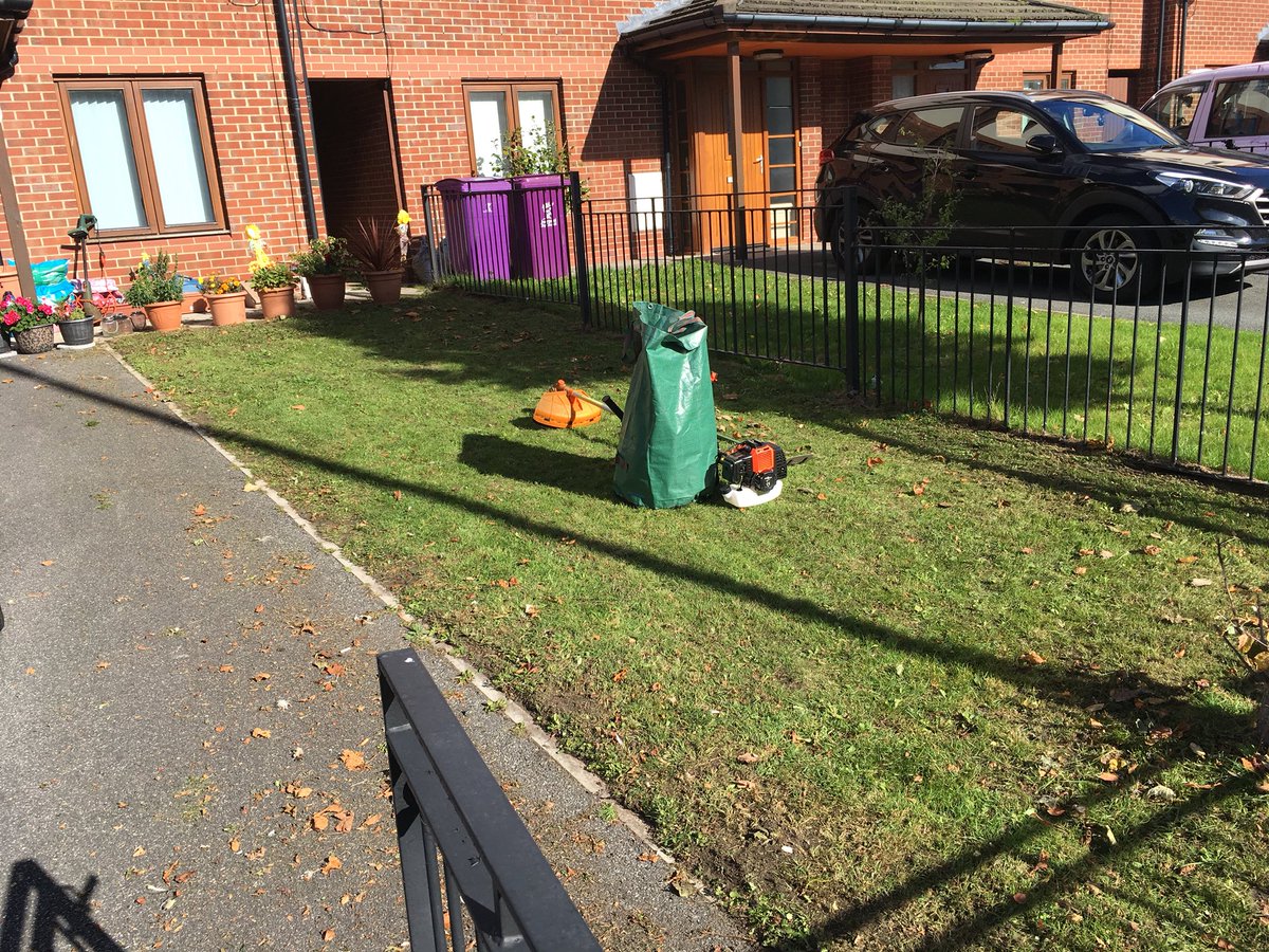 liverpooltrees's tweet photo. It’s a good time of the year to plan for spring and make changes in your garden #garden #gardeners #gardening #gardenshour #childwall #liverpooltrees #woolton #mossleyhill #aigburth #calderstones #allerton #toxteth #dingle #calderstonespark #liverpoolsouth https://t.co/0s2ZNg4Xkn