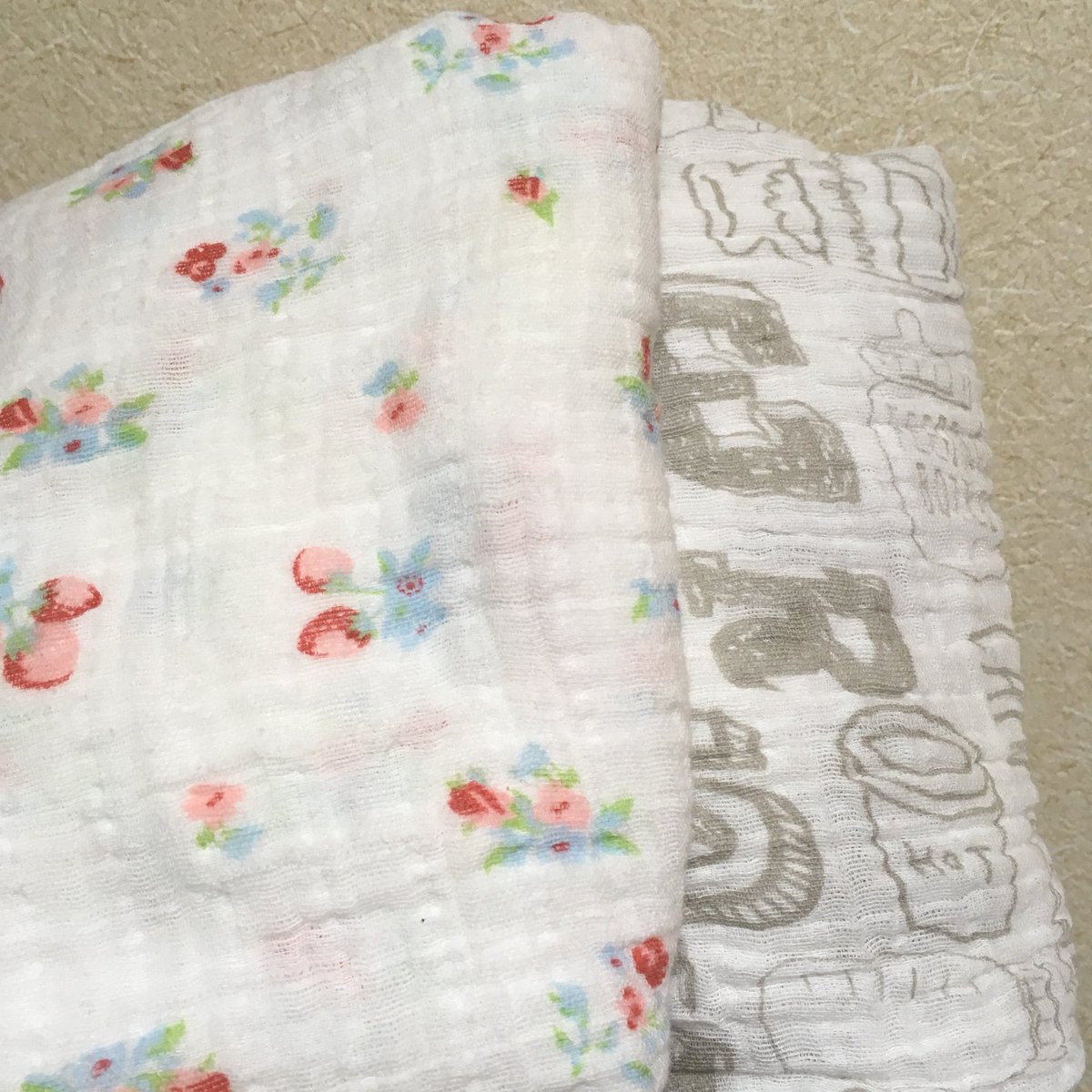 春野たんぽぽ 西松屋のモスリンガーゼは本当に便利だな 1枚700円だし この前地味な柄が値下がりしてて399円だったw ボロけたらハンカチにでもすれば良いし お気に入りのイチゴ柄をもっと買っておけば良かった 人気だからすぐ無くなる