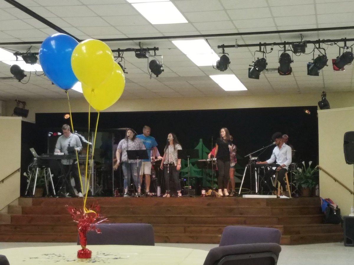 ntguteras's tweet image. Fifth Quarter #UMYF outreach (@ First United Methodist Church in Auburndale, FL) swarmapp.com/c/33PXA36ZYZF