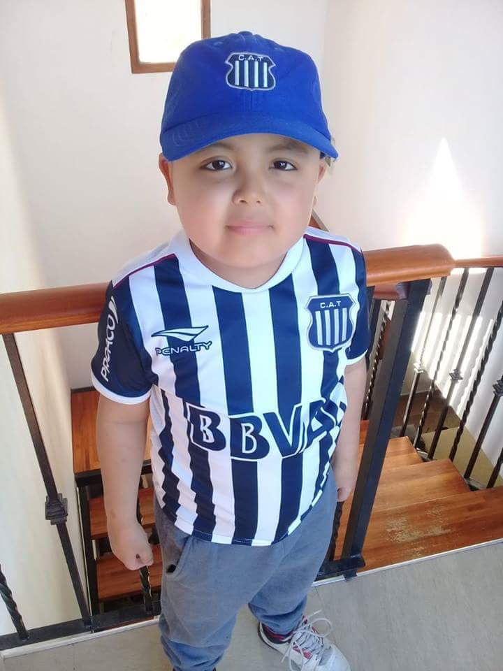 TelonCAT's tweet photo. 🚨Les pedimos atención para algo que es de gran importancia*🚨
Joaco la viene luchando mucho, necesitamos que nos den una mano con la difusión con todos sus contactos para que le llegue la ayuda que este campeón necesita. https://t.co/8hJwbaZoEl