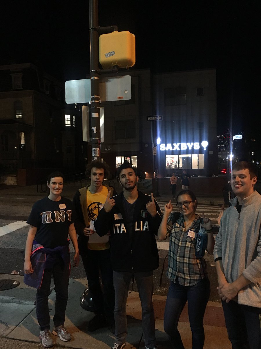 r0amincatholic's tweet photo. saxbys @DNLockIn18 #dragoncatholic https://t.co/bdeDtpwOpz
