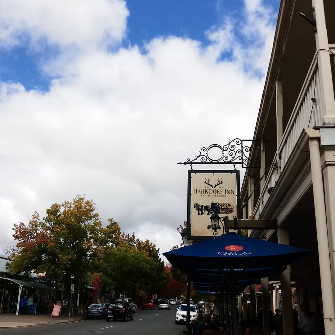 View down the street from Hahndorf Inn 🍂 photo by <a href="/rob_roque/">Rob Roque</a>
#hahndorf #hahndorfinn #adelaide #tourismadelaide #germanbeer #beer #food #adelaidehills #restaurantaustralia #germanfood #applestrudel #apfelstrudel #seeaustralia #seesouthaustralia #sausages #southaustraliatourism