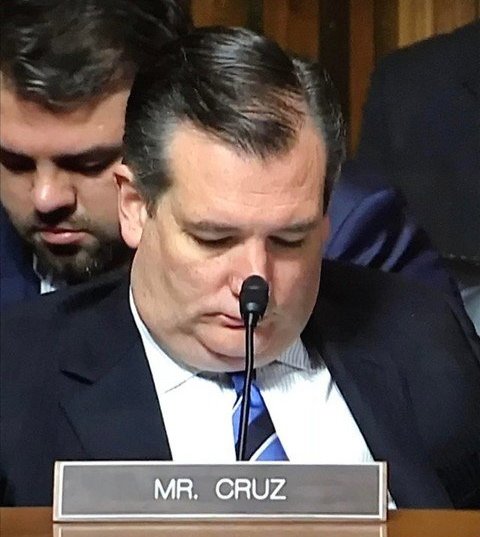 MacMcKinseyIV's tweet photo. Few people deserve to have an unattractive photo posted as much as Ted Cruz deserves it. https://t.co/Tg2CjvoEP7