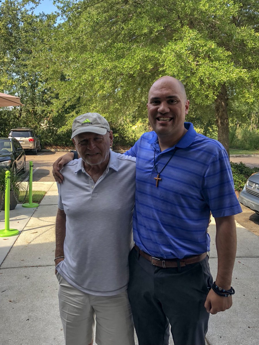 drothamel's tweet image. As a referee (in another sport), a soccer broadcaster, and a big soccer fan, it was a pleasure meeting @DrJoeMachnik this morning. He’s a good man, and a worthy Hall-of-Famer. And he’s also  @Mets fan! 😁