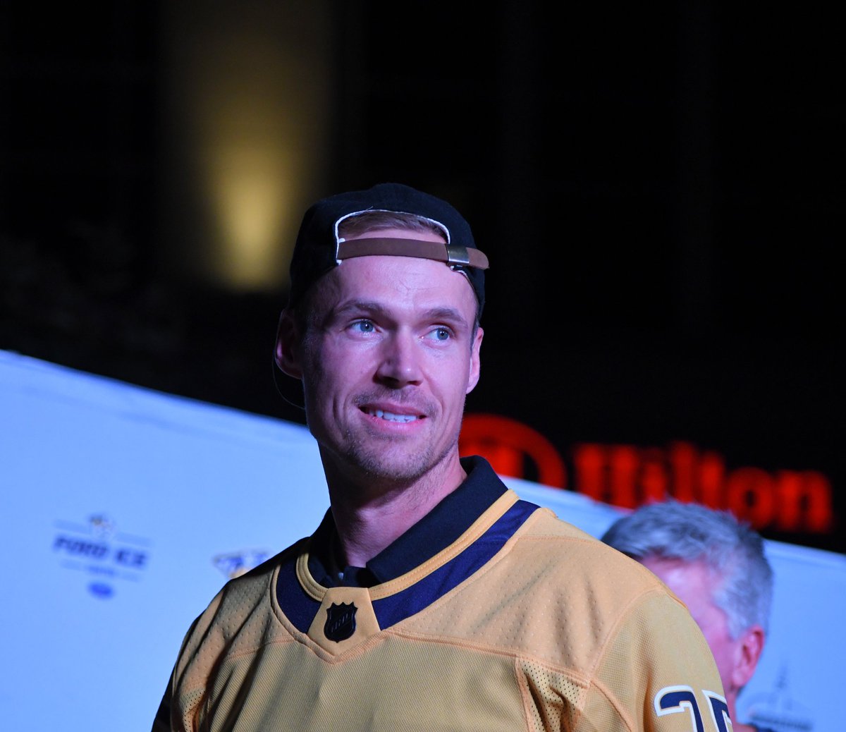 1045TheZone's tweet photo. Rinne #GoldWalk #PredsFest #Preds https://t.co/fBDIkpkDNk