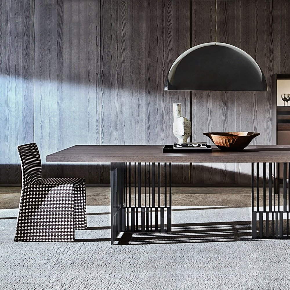 #EstiloCapuy
Patricia Urquiola continúa su trayectoria proyectual en Molteni con Codex, una mesa de gran personalidad que al mismo tiempo mantiene toda su naturalidad.