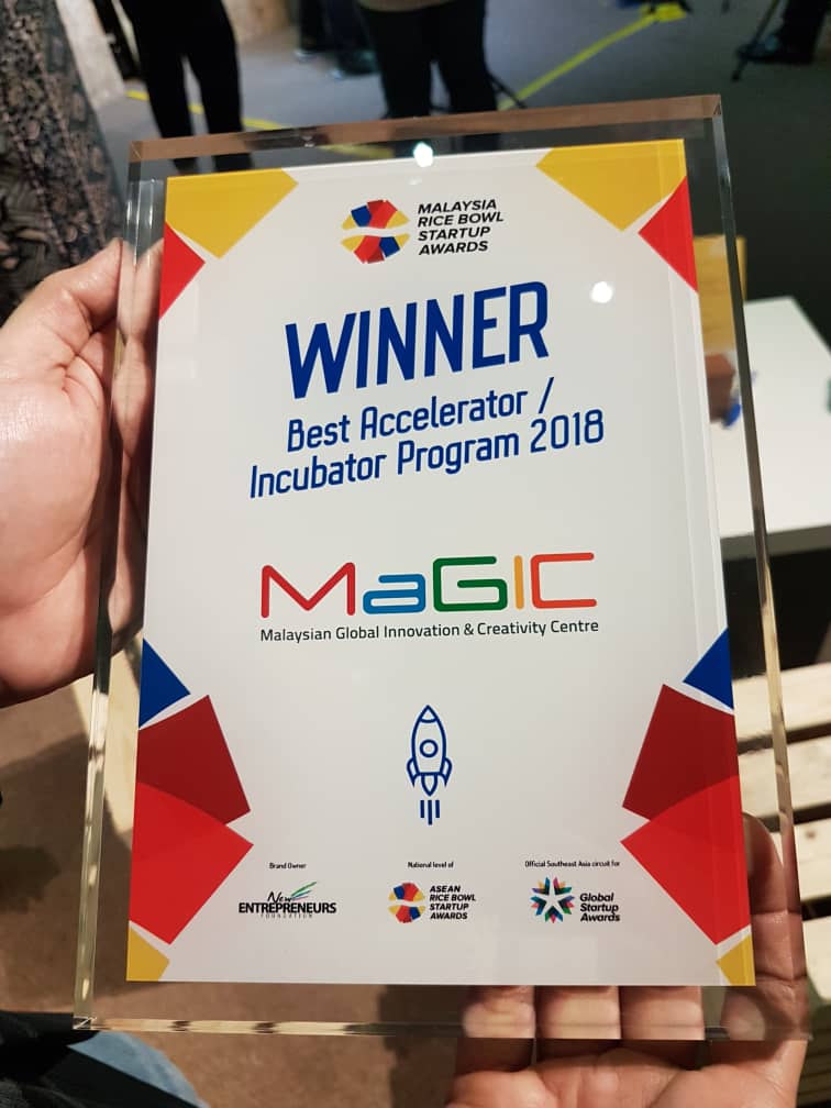 myMRANTI's tweet photo. We're honoured to be named the winner for Best Accelerator or Incubator Programme at this year’s Asean Rice Bowl Startup Awards 2018 for #MaGICGAP2018! Huge congratulations to all the winners &amp; thanks to all who voted for us! ❤️

List of #ARBSA winners https://t.co/V8keDbOEQh https://t.co/Eha64068de