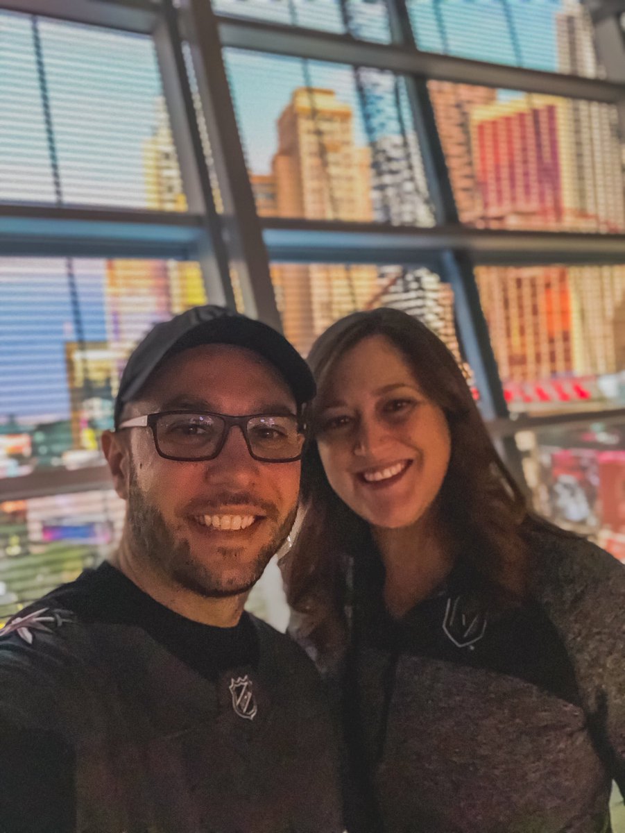 VGKALLDAY's tweet photo. They tell me it’s only preseason but the electricity in the building says otherwise. #vgkvslak #vegasborn #cupin2 #goldenknights #golnightsgo @GoldenKnights @NHL https://t.co/bfj9Bm4IT7