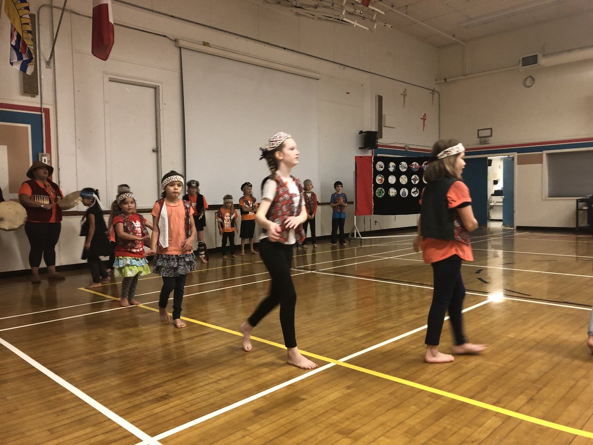 brayden_gordon's tweet photo. No words can explain how proud &amp; honoured we are to have our staff &amp;  Mun Mun (children) from @S2SLearnConnect asked to perform at 5 schools in @SeatoSkySD48 today in recognition of Orange Shirt Day. These kids are going to change the world  #nofilter #contribute #reconciliation https://t.co/GfdtvnYiN0