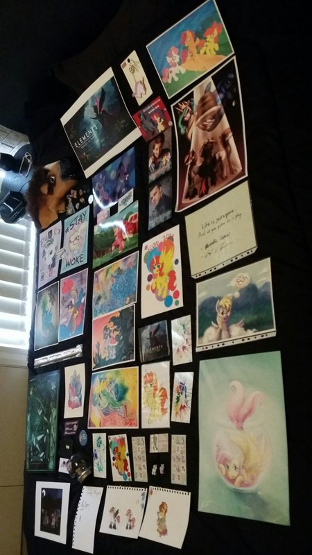 IBAIPshow's tweet photo. And to just about wrap up the festivities from @AliConMLP. The merch reveal from the vendor hall. #Awesome #art from @DawnDesignsArt @ColdCreatureArt @party__like @ShyShyOctavia #KeyframeCreations #GalaxyKittenDesigns @MichelleCreber & @BlackGryph0n. Great stuff /) #AliCon2018 https://t.co/fff4kAHYD8
