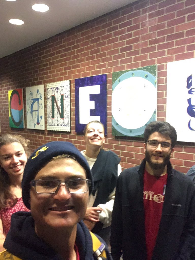 GochiMichael's tweet photo. At Caneris #freshmeat #dragoncatholic @DNLockIn18 https://t.co/PVFZ8cVvhU