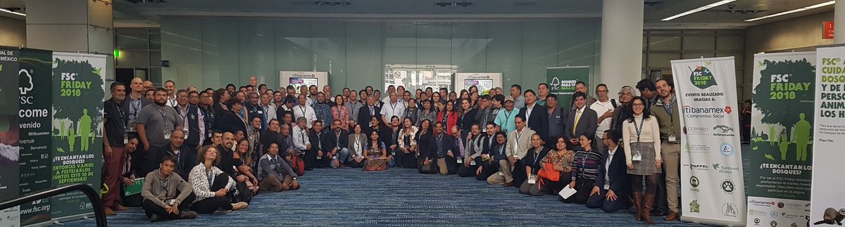 ReforestamosMx's tweet photo. La comunidad @FSCMEXICO se reunió en Centro @CitibanamexCS Comunidades, Ejidos, productores, empresas, ONG, gobierno, bancos hablando en el #FSCFriday2018 de como conservar los bosques para siempre https://t.co/I4yR71bQx4