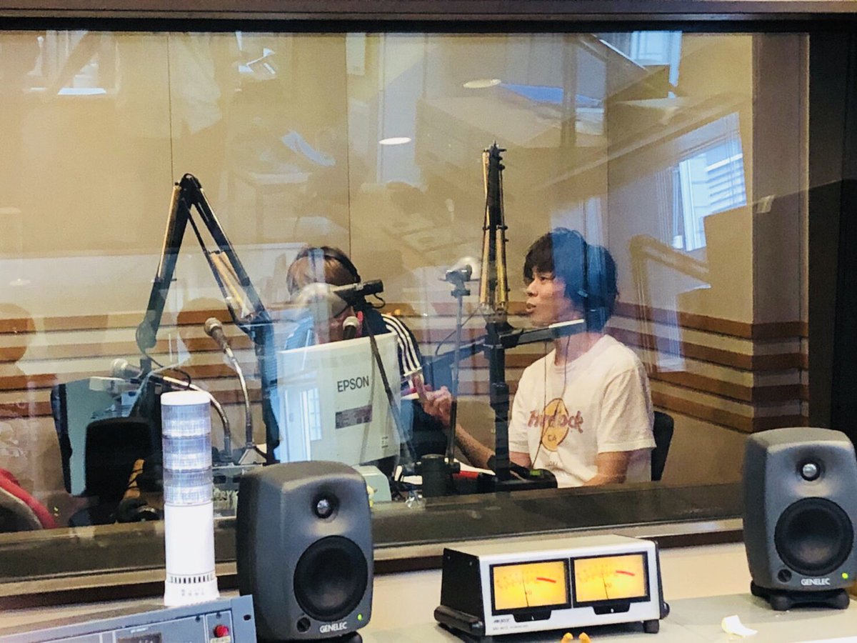 misuidrops10's tweet photo. FM京都 毎週日曜23:00
『BREAK ON THROUGH』

片山ブレイカーズ Vo.片山さんに
呼んで頂き未遂ドロップス一同で
おじゃましてまいりました！
放送は10月7日 お楽しみに！！

⬇︎H P⬇︎
https://t.co/4uGDthM4E5

#未遂ドロップス
#片山ブレイカーズ https://t.co/g1MHDrb59n