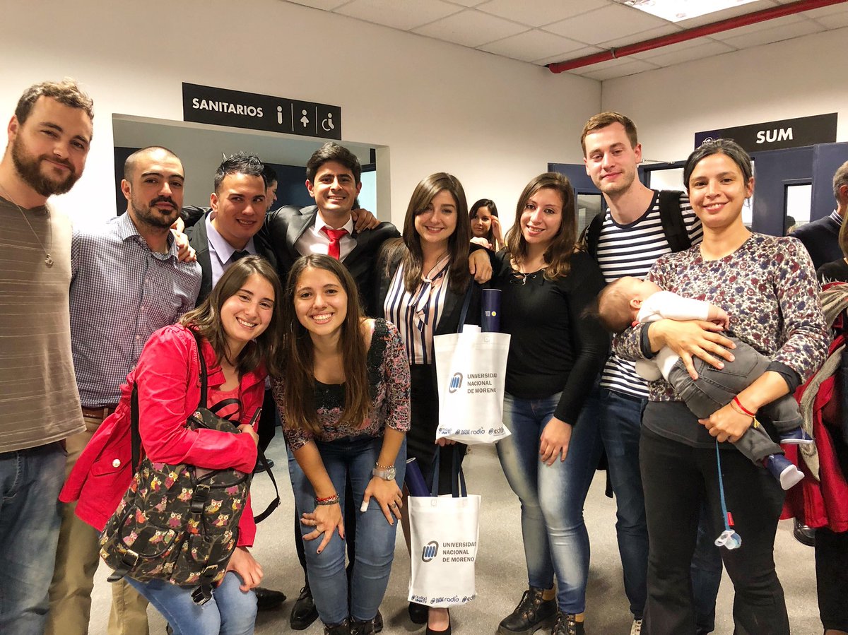 adepo_unm's tweet photo. Acompañamos a nuestros compañeros en su entrega de diplomas.
@unimoreno
#adepo #UNM #graduados #economia https://t.co/pqGrsOjR0L