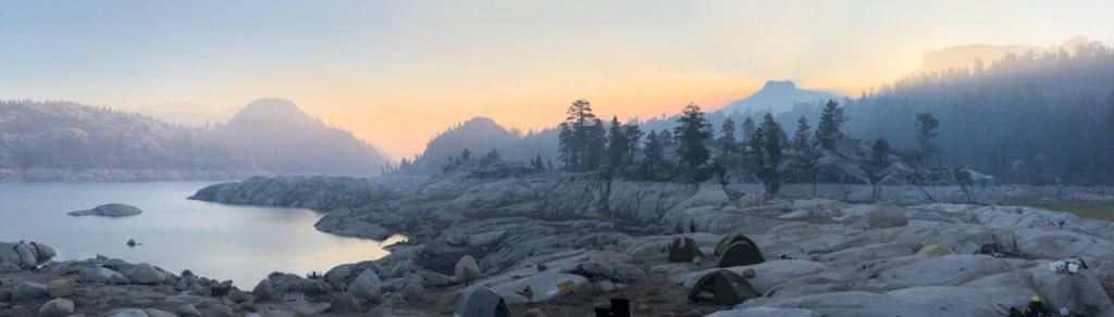 GuyMcCarthy's tweet photo. ICYM cool spell forecast this weekend for #MotherLode #CentralSierra #DonnellFire https://t.co/VmyziXPoLh (Inciweb / USFS Photo) 📷 shows a Donnell Fire camp around sunrise early September at #SpicerReservoir https://t.co/VTEmqHrTA4