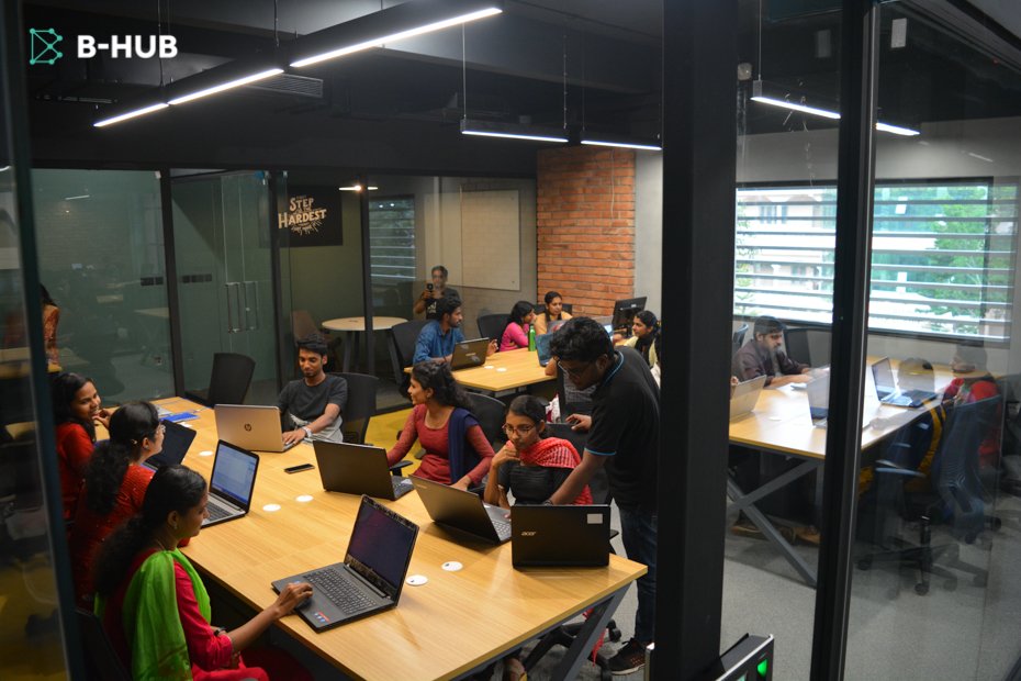 bhubglobal's tweet photo. Here are some snaps of our new dedicated space, meeting rooms and private rooms.

Visit us to experiance #Coworking,  #Colearning &amp; #Networking. You can book a visit at our website https://t.co/oGHqphaa0D https://t.co/Qo9DneS68c