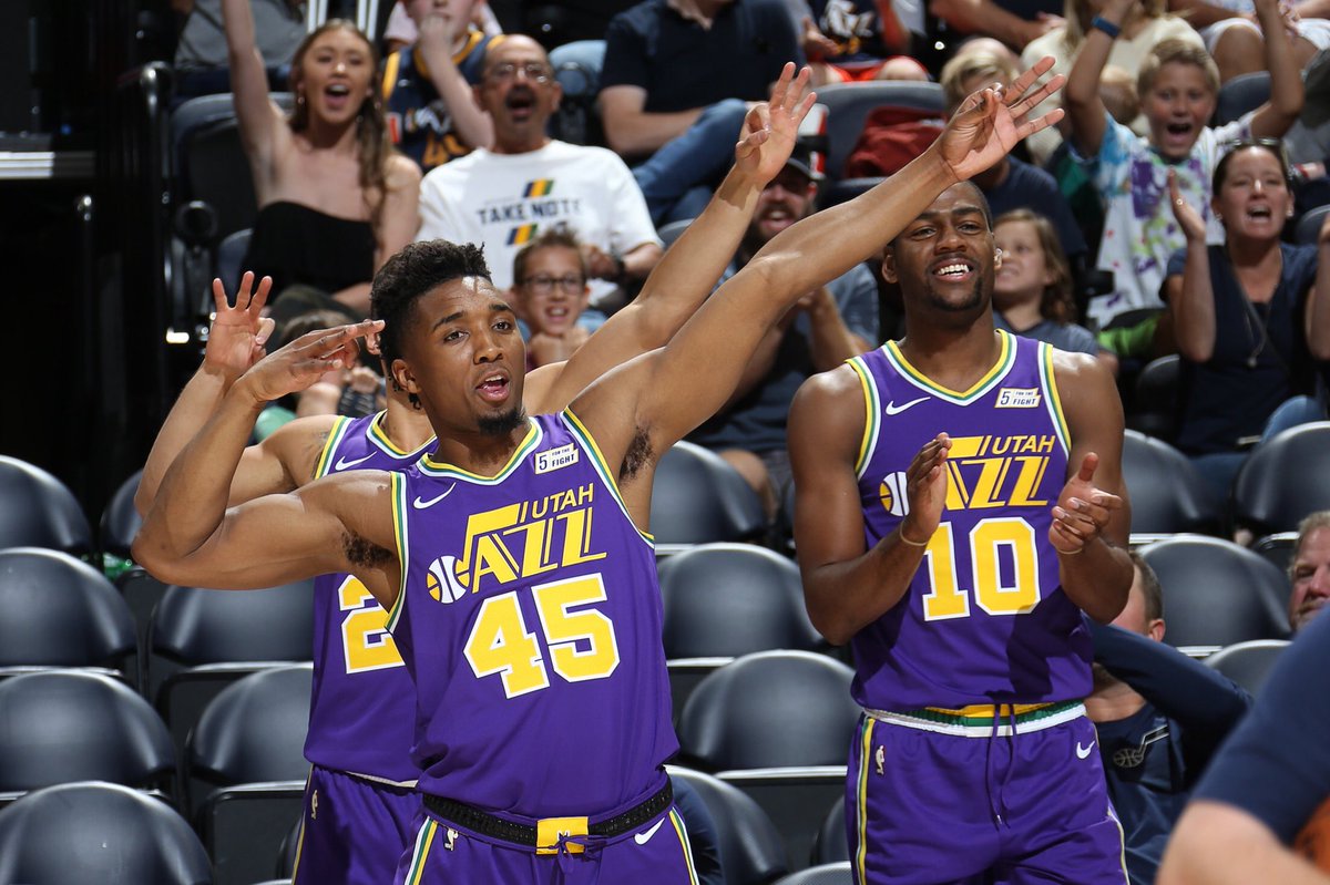 spidadmitchell's tweet photo. Thank you everyone who came out tonight! It’s gonna be a fun year! Huge shoutout to my guy Wyatt for dunking the ball today!! https://t.co/J9mlFhduxs