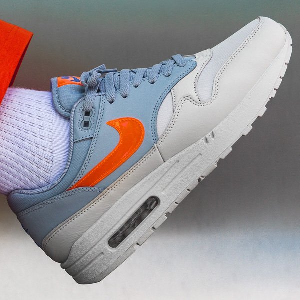 air max 1 ripstop desert sand