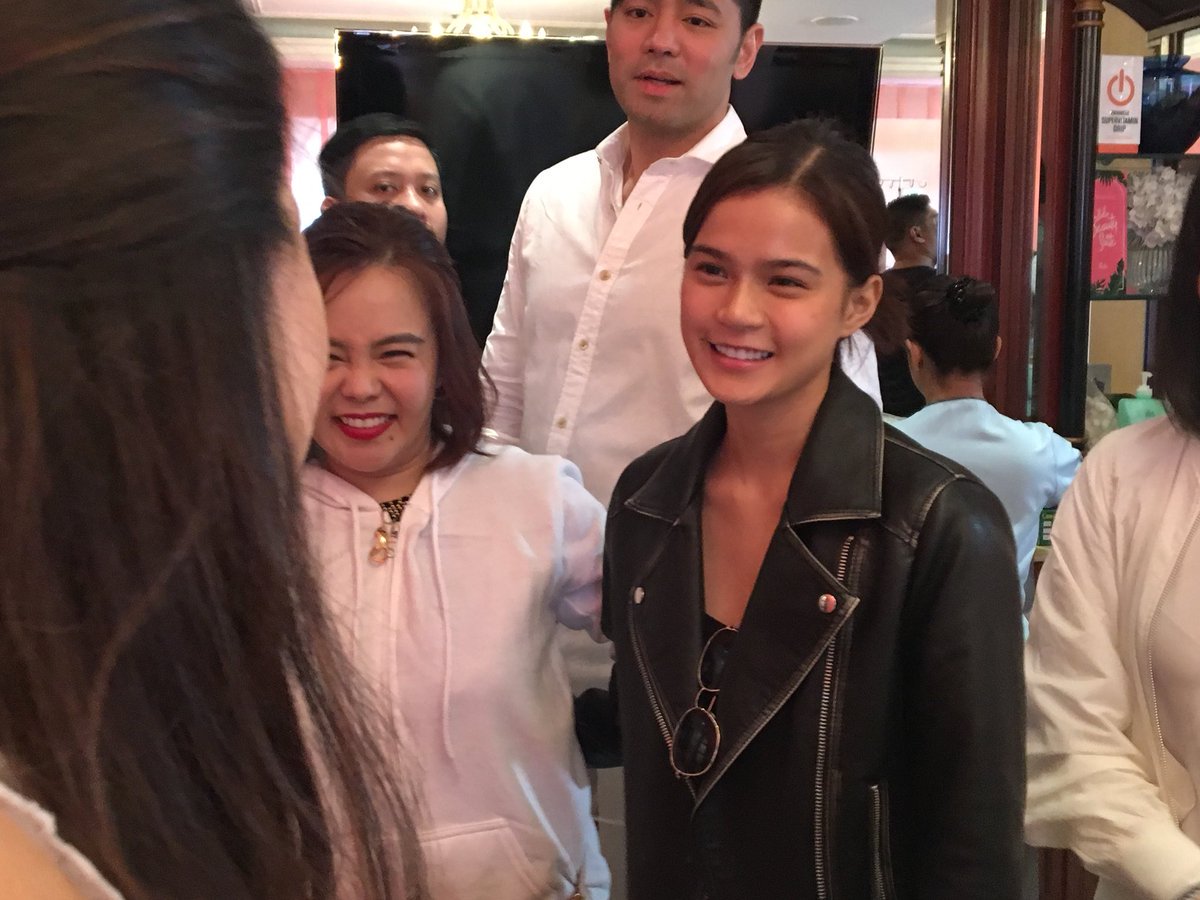 ABSCBNNews's tweet photo. Kapamilya stars Heaven Peralejo, Leila Alcasid, Maris Racal, Sue Ramirez arrive at the Belo Medical Suite for last minute #ABSCBNBall2018 preps | via @_katrinadomingo https://t.co/CS8kt8Xo6e