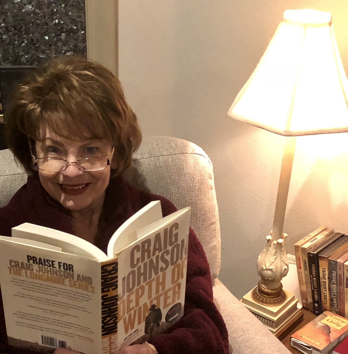 mamalou8's tweet photo. I told @ucrosspop25 I needed my copy of #depthofwinter. It arrived today. Thank you! Cozy robe. Good book. #craigjohnson #longmire https://t.co/y2rrAaYfw9