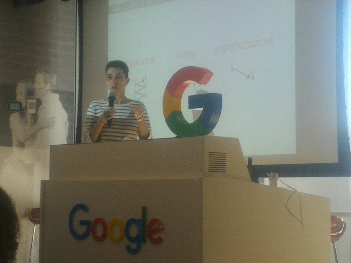 mik3lantoni0's tweet photo. Learning how to manage conflict #gdgsummit #gdgitalia #nerdipity https://t.co/3EUzoaDekd