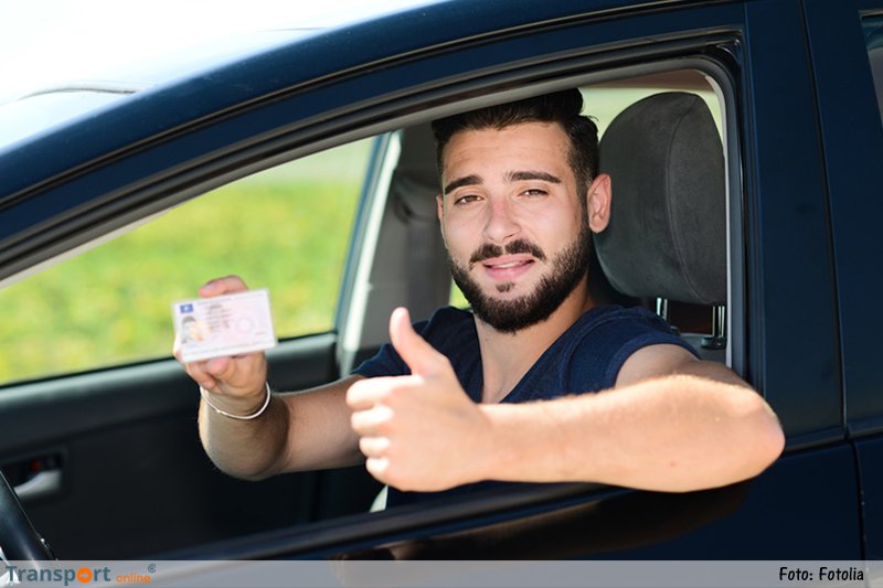 transportonline's tweet image. Proef met digitaal verlengen rijbewijs

--&amp;gt; bit.ly/2zEAkCi

#rijbewijs #verlengen #proef #RDW