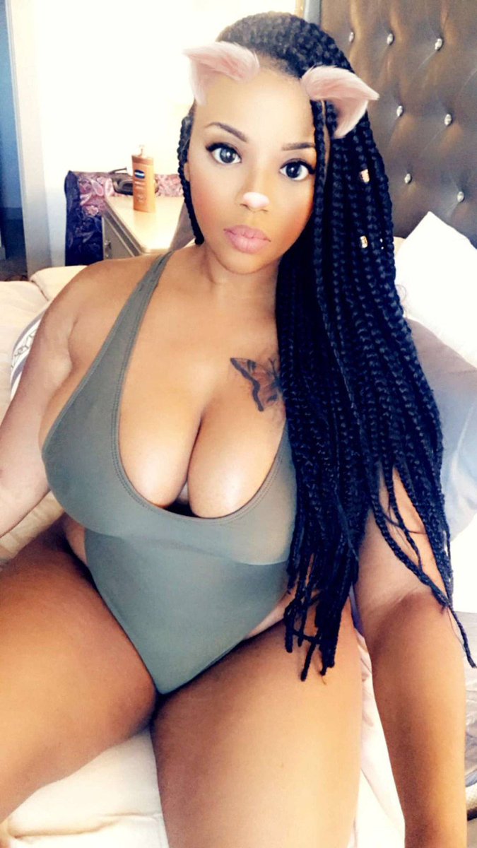 blackrencontres's tweet photo. RT: Plan cul ronde avec Elisa black bbw à Lyon - https://t.co/NcHnwy4CT1 https://t.co/773DWo4FVO