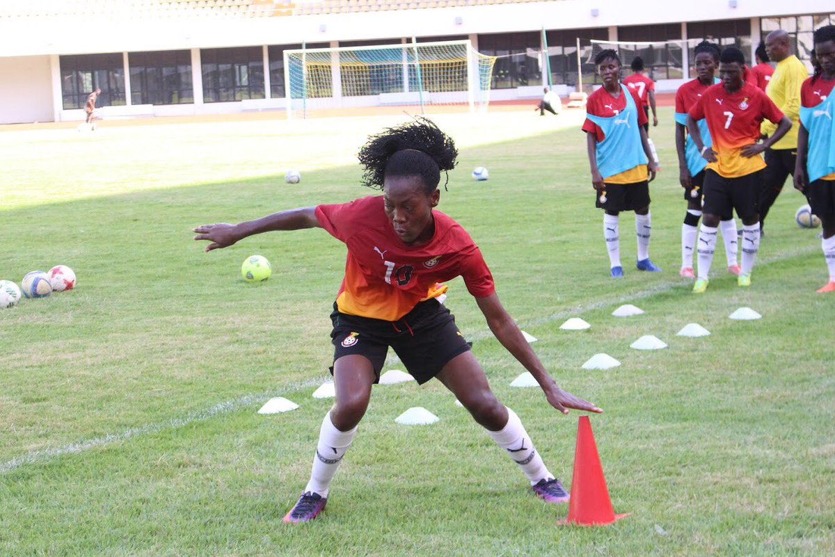 gifapp's tweet photo. If you can’t stop thinking about it, don’t stop working for it #God_Bless_My_Hustle🙏🏾 #Soccer_Girl⚽️🏃🏾♀️ #Road2awcon🇬🇭 🎥 by @NBSports_Live https://t.co/usdrXXrK2D