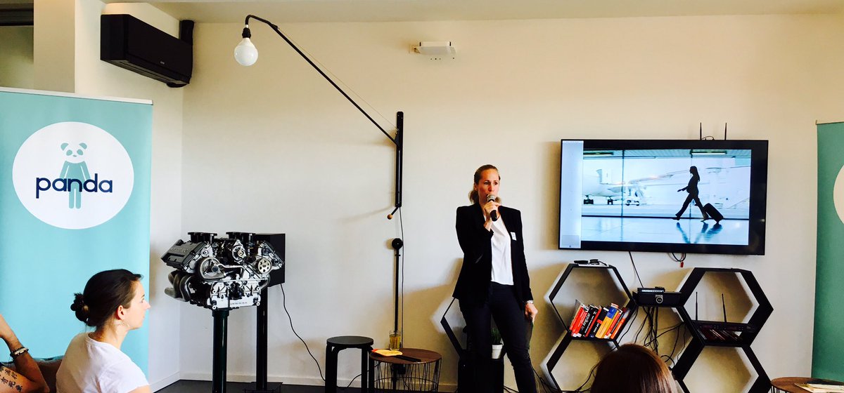 Ronavdzander's tweet image. Tolles keynote opening @we_are_panda mit CTO Luise Linden @ Ratepay. Open, honest and insightful. #digital #PANDA18