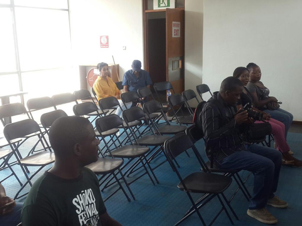 OpenParlyZw's tweet photo. @TheFeedZW and @OpenParlyZw team ready for a media lecture from @RaheelaMahomed of @AljezeraN @MunyaBloggo @NMkapikoh @CorahOnline @takumandura @ChichiLuciasi @263sachi @jsnetzim @PhilJambaya #HubZw #Shoko2018 https://t.co/kTgfVOogiz