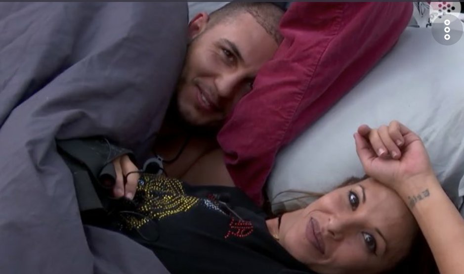 #GHVIP29S #VipDirecto 

A Flor y Feroz en GH 12 Mercedes Milá los expulsó por ir en contra del verdadero espíritu del Gran Hermano.
   
...A buen entendedor pocas palabras bastan...