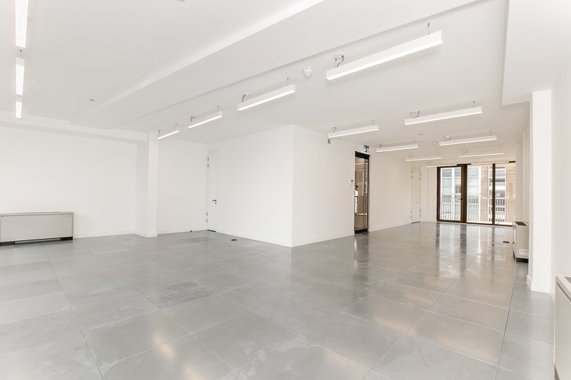 DavisBrownLtd's tweet photo. We have a brand, spanking new property in Fitzrovia (completed in September this year).  A fabulous mixed use building, over 4 floors, available to rent now.  

#commercialproperty  #Fitzrovia https://t.co/dpCijz7tv8