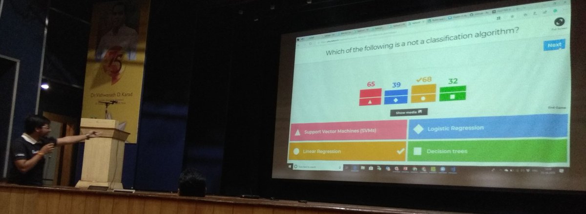 TechieScoops's tweet photo. Quizzing is fun with GDG :)

#devfest18 #devfestpune #indiaDevfest @gdgpune @wtmpune https://t.co/sYRDbScxmI