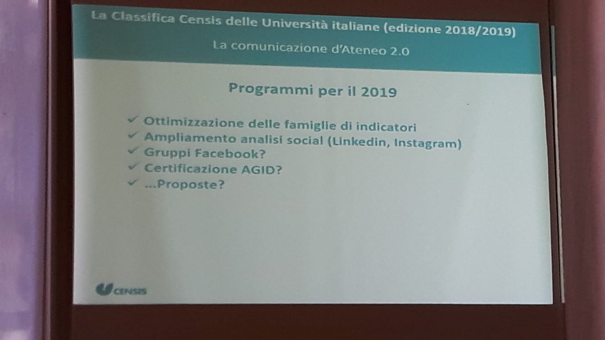 giovannapegan's tweet photo. Spunti di miglioramento ieri dal @FonteCensis. Un report dettagliato per migliorare la  #comunicazioneweb anche di @UniTrieste. 

Nel 2019? Nuovi #SocialMedia e nuovi parametri.

@AuroraFantin @MaraContardo @checovenier https://t.co/NB60Cimo20