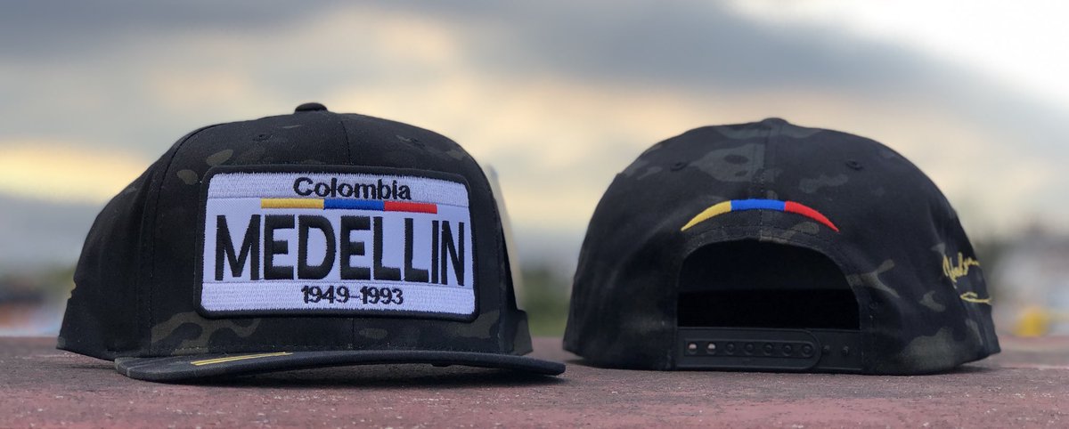 StreetCapsMx's tweet photo. Línea Multicam Medellín 1946-1993 Pablo Escobar Utilizando los mejores materiales para grandes resultados #flexfit #yupoong #caps #multicam #colombia #medellin #pabloescobar #snapbackhat #madeirathread #grozbeckert la mejor elección contáctanos streetcapsmexico@outlook https://t.co/IHi25fGn9r