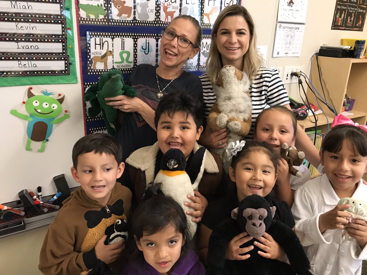 stacyincarmel's tweet photo. #ISOTW @3Rscholars Olivia Carnazzo ❤️ #ZooPhonics https://t.co/QJMbNhLuoB