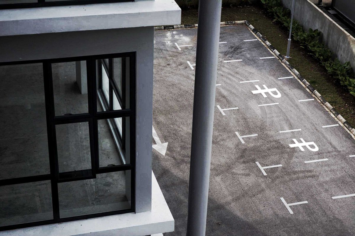 Parkade.io tweet media