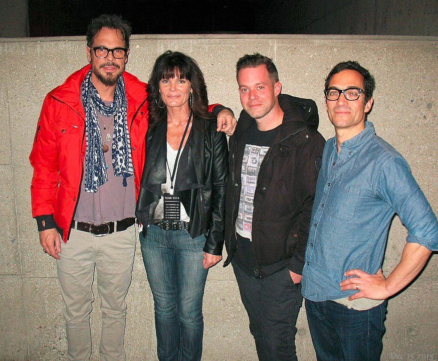 nancy38332's tweet photo. #SwingbackSaturday to #Hamilton Feb 2018 and Dec 2015 #IanThornley #DaveMcMillan #GlennMilchem #BigWreck #BlueRodeo #ILMOXX #SecretsTour https://t.co/TS8dRJkjYh