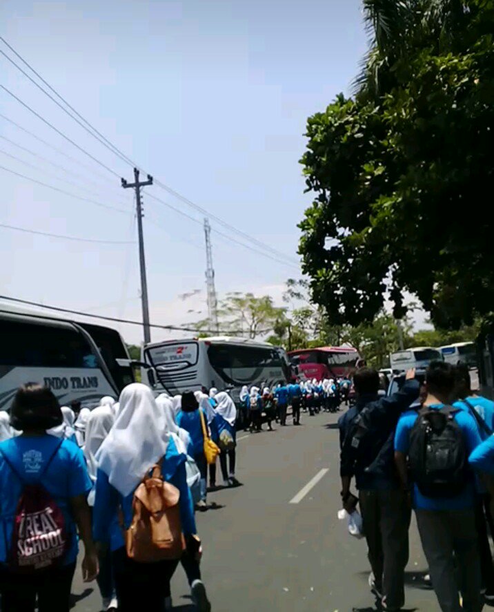 Siap berangkat 🚌
Nantikan live di ig : <a href="/gladiatorsmansa/">Gladiator Smansa</a>