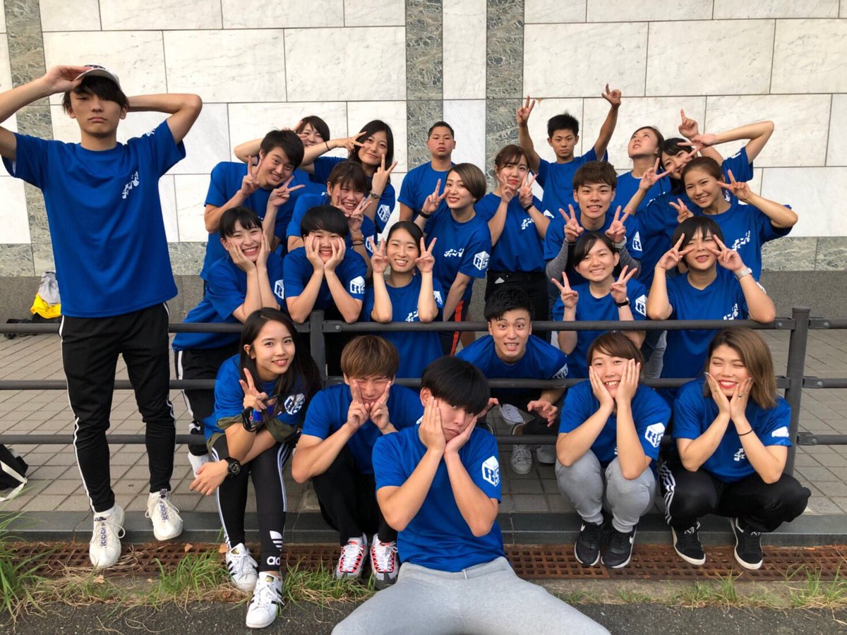 42zz_stbs's tweet photo. 三幸フェスティバル！
今年も副団長やらしてもらえて良かった
良き仲間良きライバルすべての人たちに感謝しかない
青団で良かった！楽しかった！この声が聞けるだけでほんまに嬉しい
最後の三フェスの団長が八尾でよかった
                     〜チーム蒼覇〜 https://t.co/ypJRHRqxYi