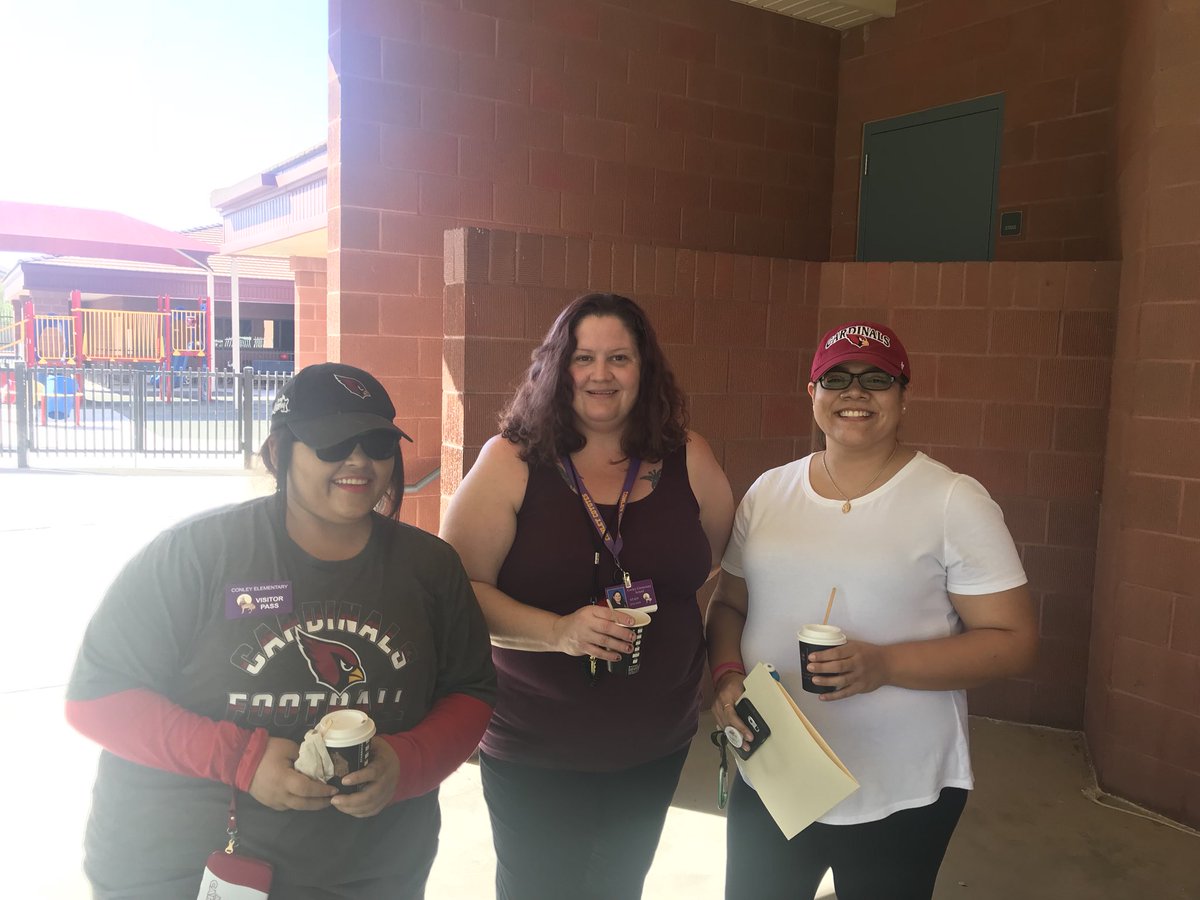 ConleyCoyote's tweet photo. We ❤️ parent volunteers at @ConleyCoyote especially on Kindergarten-Talk Like a Pirate Day! #parentvolunteers #TalkLikeAPirateDay #conleycoyote #cusd80 @cusdSTEM @CUSDTech @ChandlerUnified https://t.co/8uGH9Kt7CY