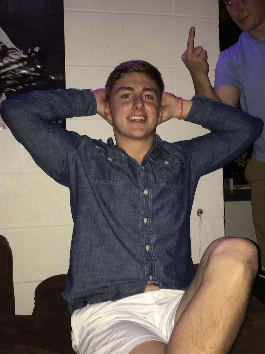 Cameron_Thomps's tweet photo. @ColeyVance wyd https://t.co/flijEwmdGl