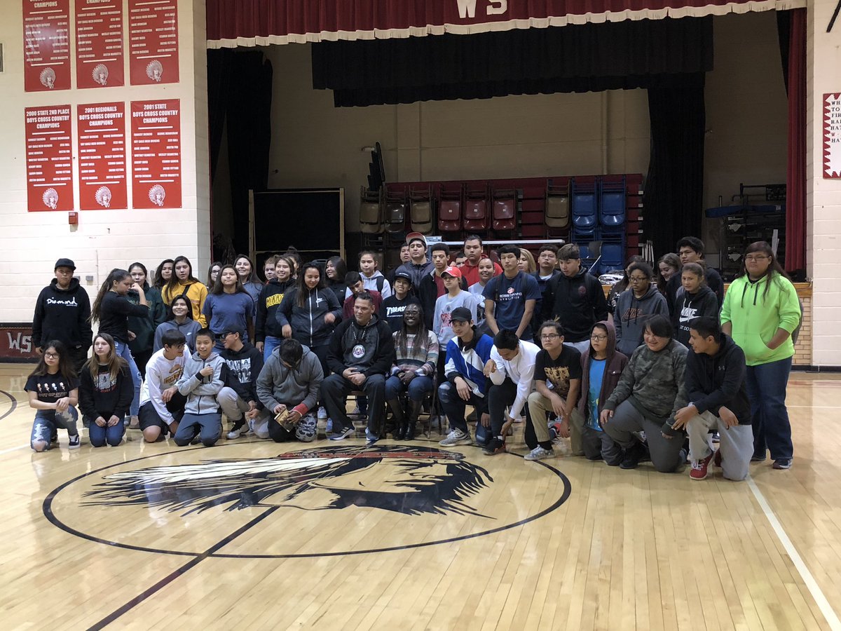 DMRX03's tweet image. Was to watch Virgil &amp;amp; Denean speak to a group of kids ...2 Olympians...&amp;amp; 1 is from their yard....Was awesome watching him feel at home!! North Dakota boy all the way!! #Hishomestate #Breakingthechain #TheyMatter