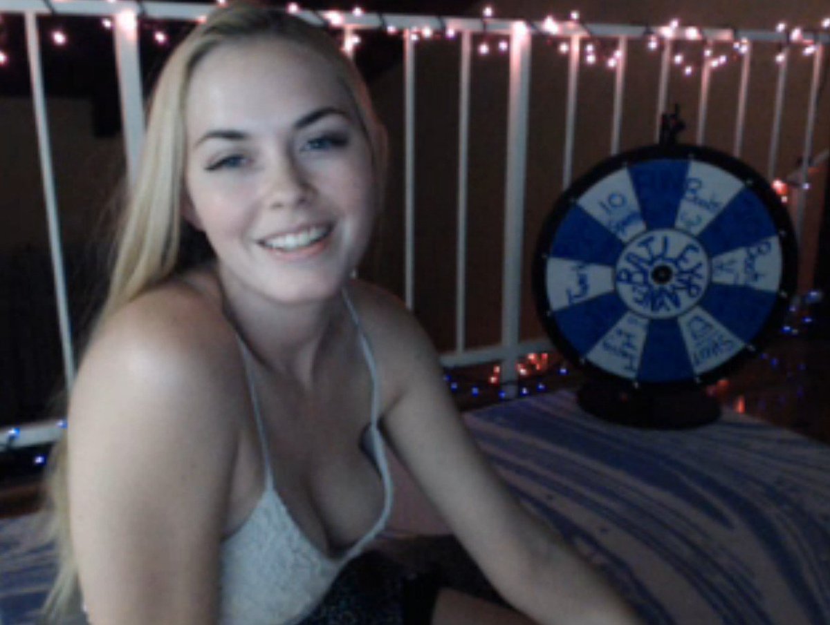 GiorgiKandareli's tweet photo. Beauty is back!❤️❤️❤️Watch amazing💫#CmQueen🌟@TheBaileyRayne 💖
#OnMFC🌴@MyFreeCams 💚💚💚 https://t.co/DHEH6PkPZz